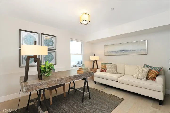 9 Oakmont Lane, Phillips Ranch, California 91766