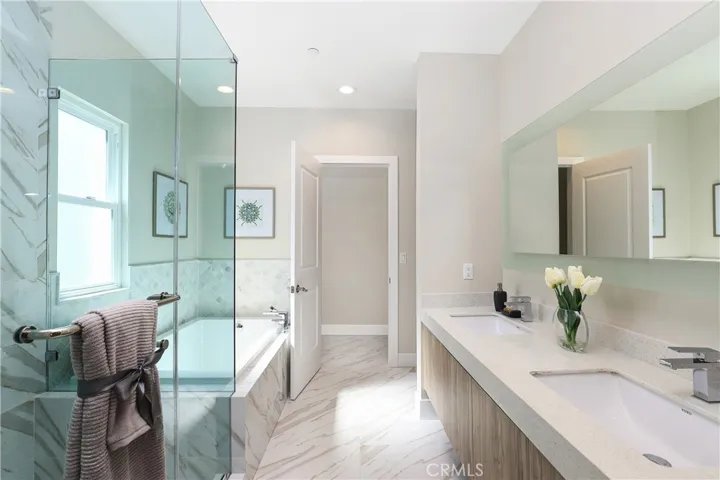 9 Oakmont Lane, Phillips Ranch, California 91766