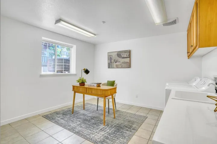 556 Molucca Terrace, Sunnyvale, California 94089