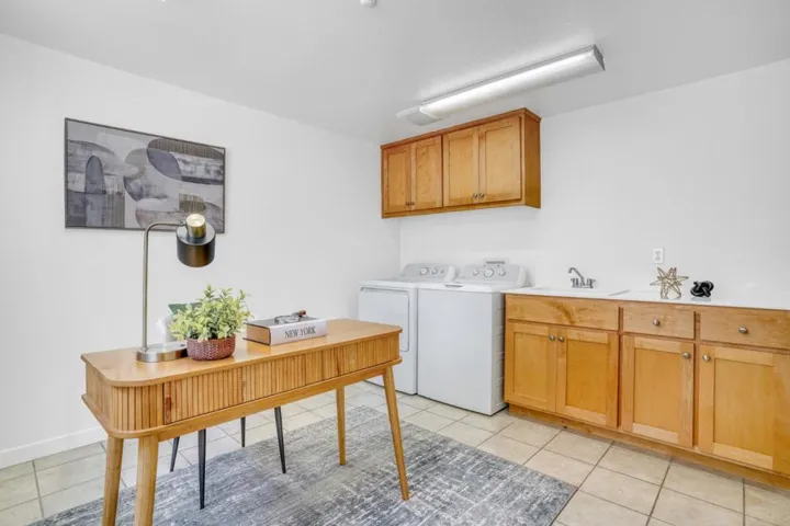 556 Molucca Terrace, Sunnyvale, California 94089