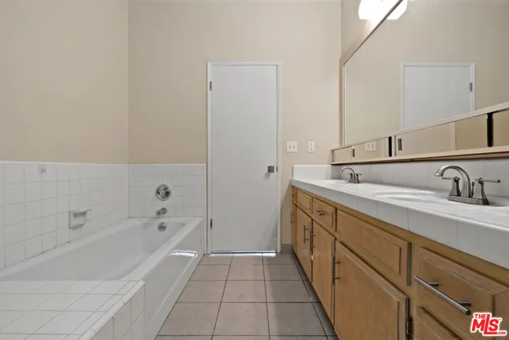 1830 Westholme Avenue 101, Los Angeles, California 90025