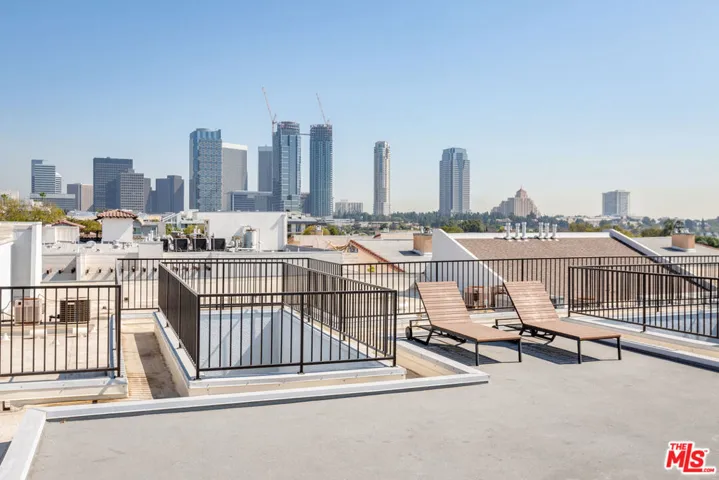 1830 Westholme Avenue 101, Los Angeles, California 90025