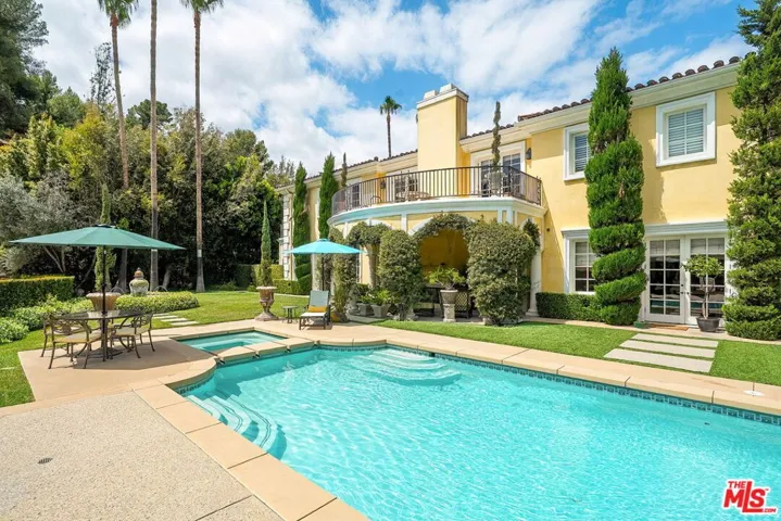 13935 Durham Road, Beverly Hills, California 90210