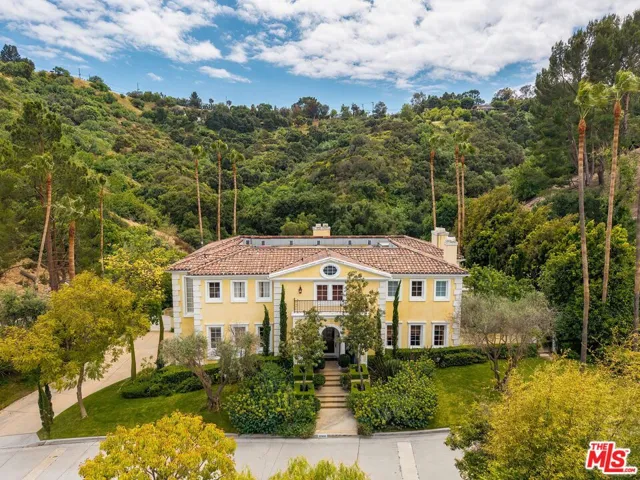 13935 Durham Road, Beverly Hills, California 90210