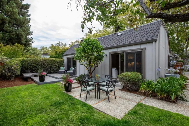 1116 Doyle Place, Mountain View, California 94040