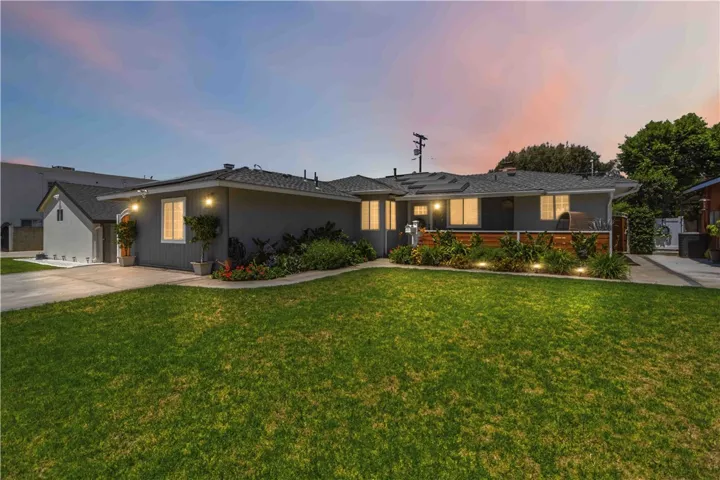 523 Orange Grove, San Fernando, California 91340