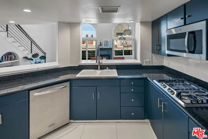 1160 Granville Avenue Ph112, Los Angeles, California 90049