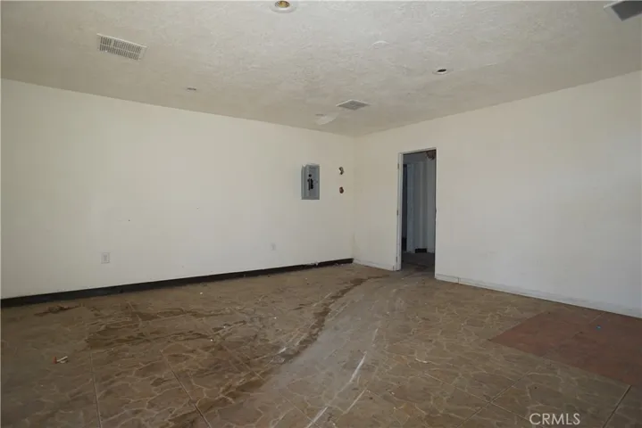 15623 Village Drive, Victorville, California 92394