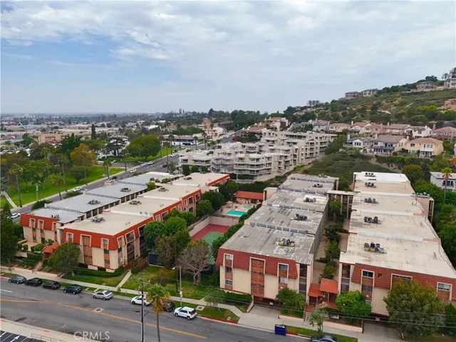 2001 E 21st St 327, Signal Hill, California 90755
