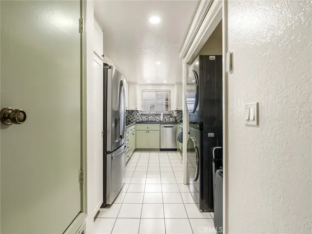 2001 E 21st St 327, Signal Hill, California 90755