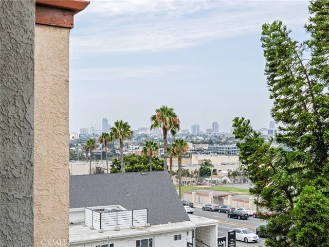 2001 E 21st St 327, Signal Hill, California 90755