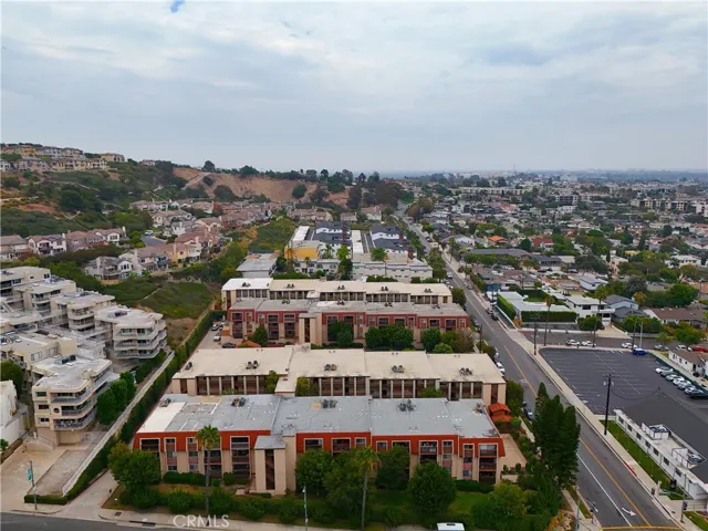 2001 E 21st St 327, Signal Hill, California 90755