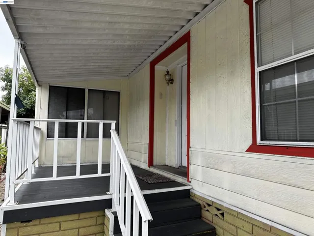 29247 Whalebone Way, Hayward, California 94544