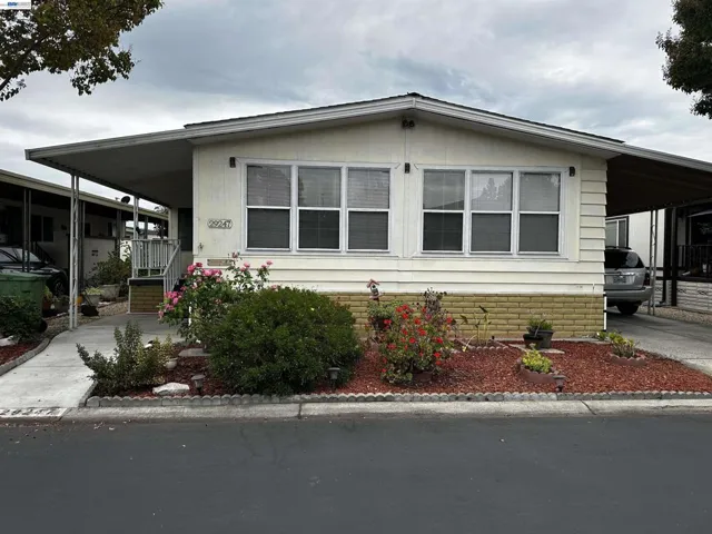 29247 Whalebone Way, Hayward, California 94544