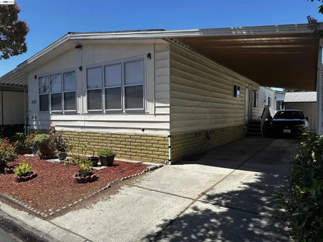 29247 Whalebone Way, Hayward, California 94544