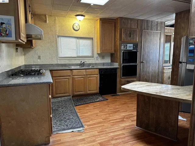 29247 Whalebone Way, Hayward, California 94544