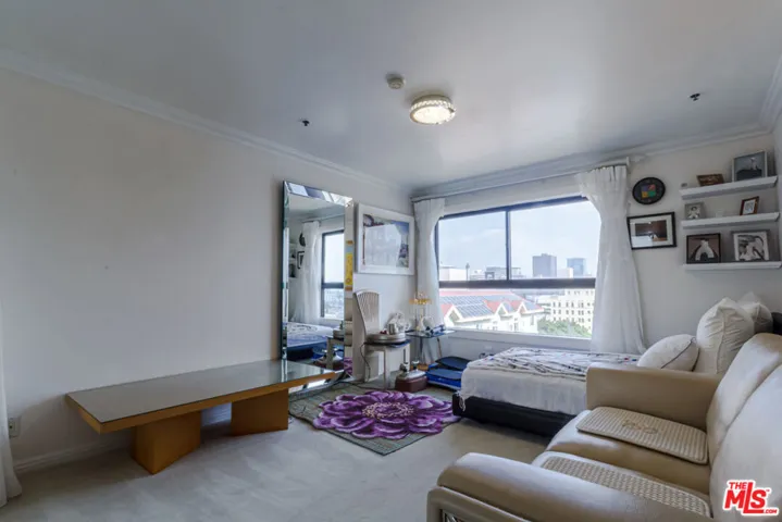 727 S Ardmore Avenue 906, Los Angeles, California 90005