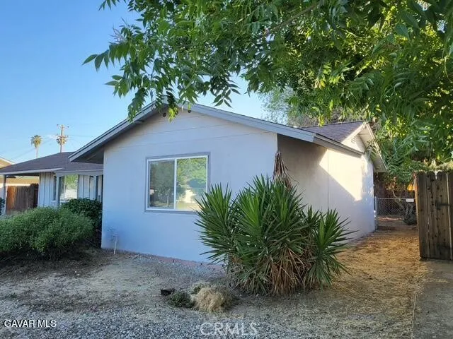 325 Oak Fair, Bakersfield, California 93309