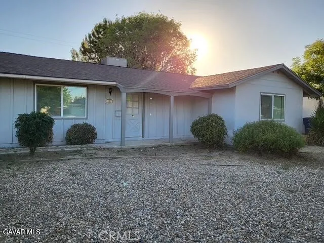 325 Oak Fair, Bakersfield, California 93309