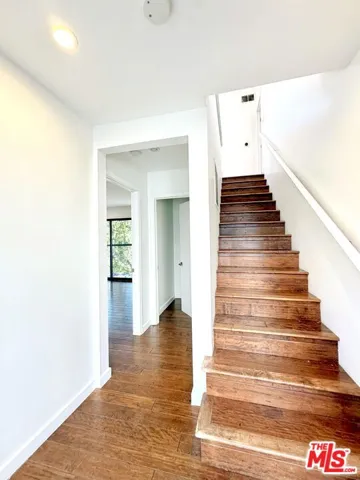 2013 Cyprean Drive, Los Angeles, California 90046