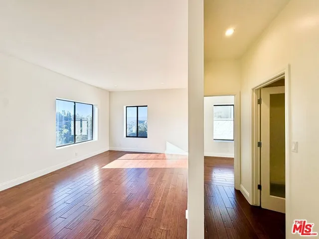 2013 Cyprean Drive, Los Angeles, California 90046