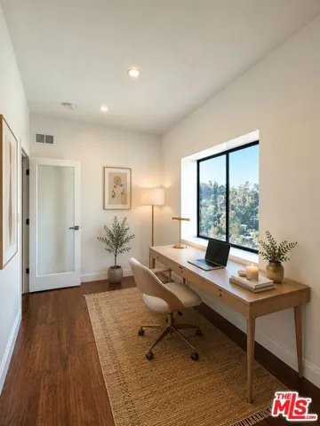 2013 Cyprean Drive, Los Angeles, California 90046