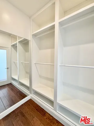 2013 Cyprean Drive, Los Angeles, California 90046