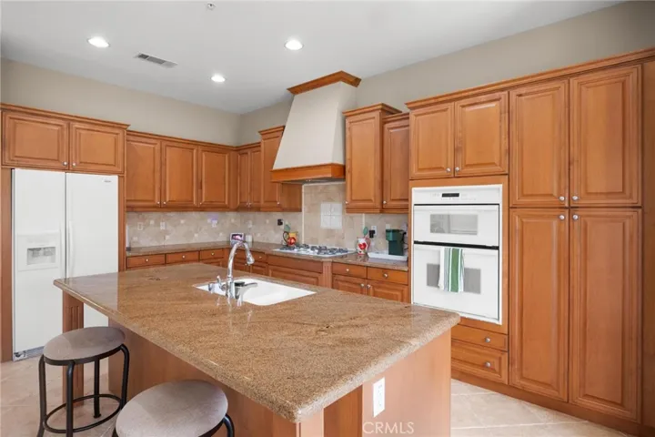 3701 Avondale Lane, Oxnard, California 93036