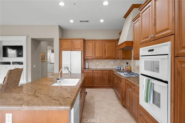 3701 Avondale Lane, Oxnard, California 93036