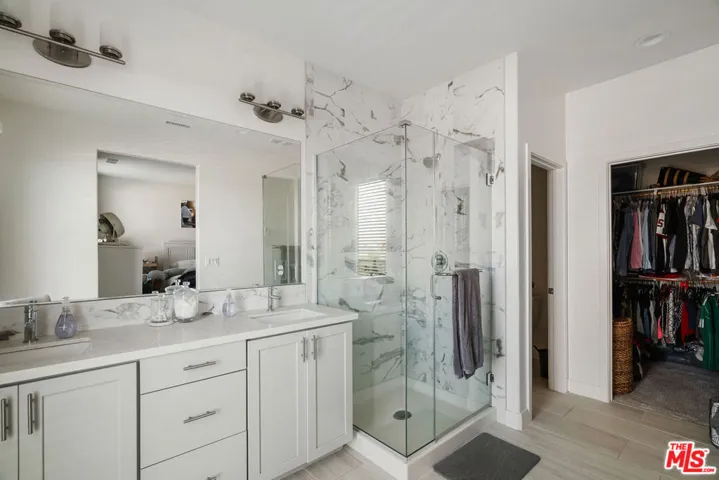 592 E Imperial Avenue, El Segundo, California 90245