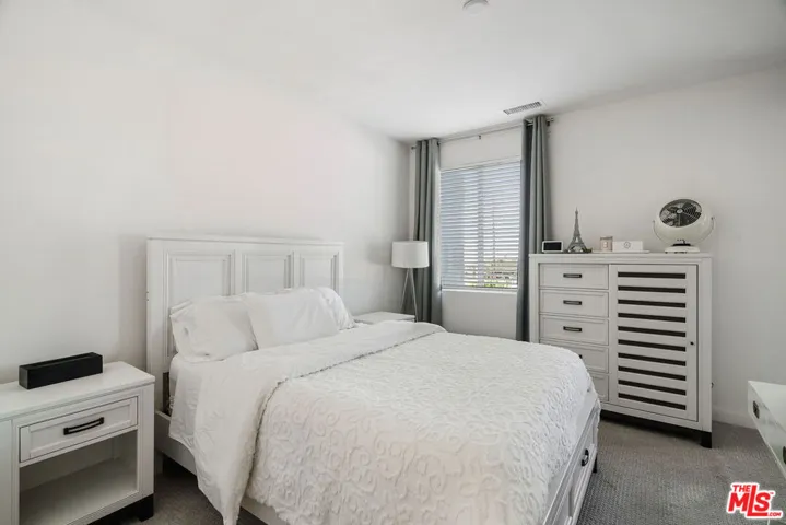 592 E Imperial Avenue, El Segundo, California 90245