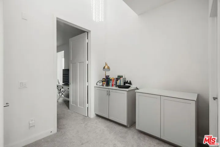 592 E Imperial Avenue, El Segundo, California 90245