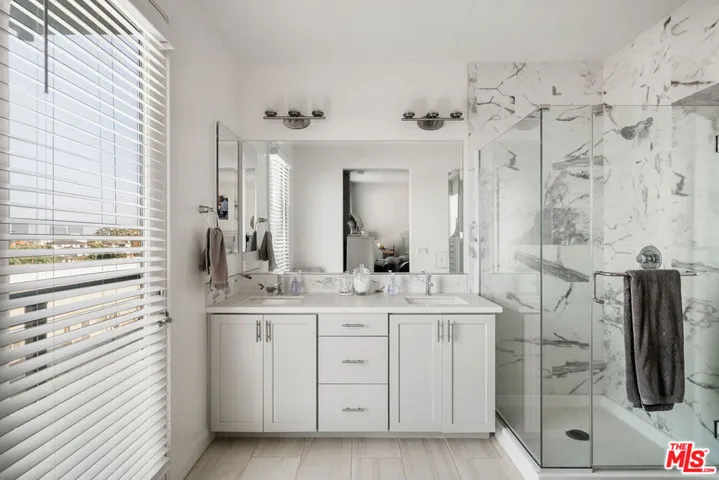 592 E Imperial Avenue, El Segundo, California 90245