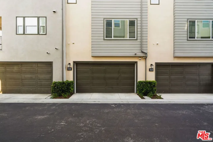 592 E Imperial Avenue, El Segundo, California 90245