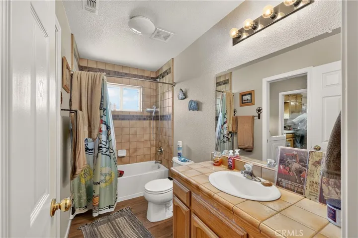 13343 Hainline, Le Grand, California 95333