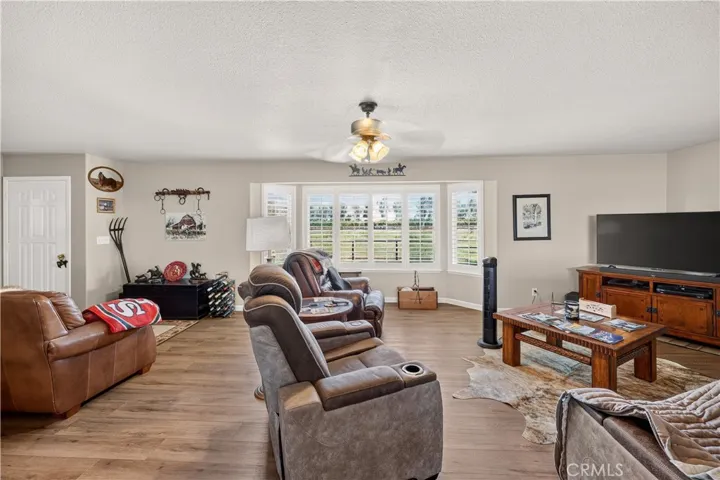 13343 Hainline, Le Grand, California 95333