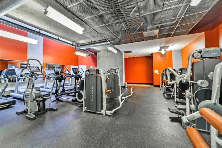 321 10th Ave. 2208, San Diego, California 92101