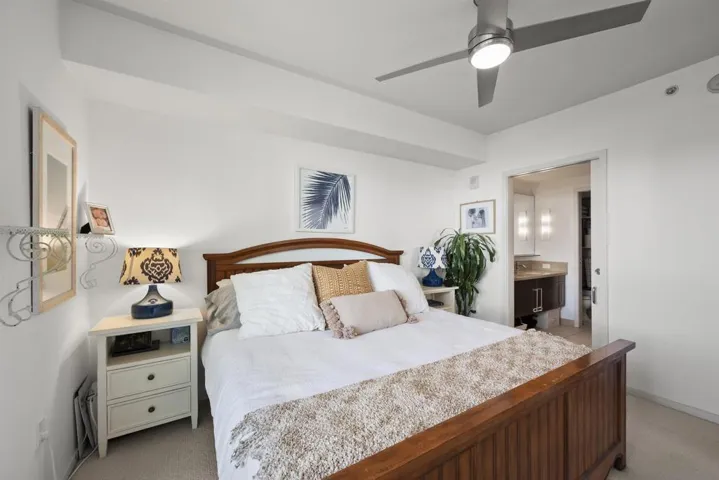 321 10th Ave. 2208, San Diego, California 92101