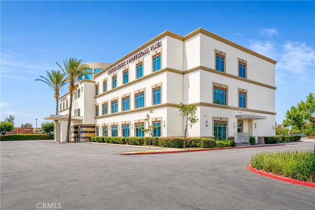 2707 E Valley Blvd