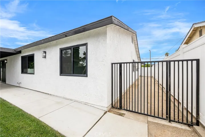 5402 Jefferson, Yorba Linda, California 92886