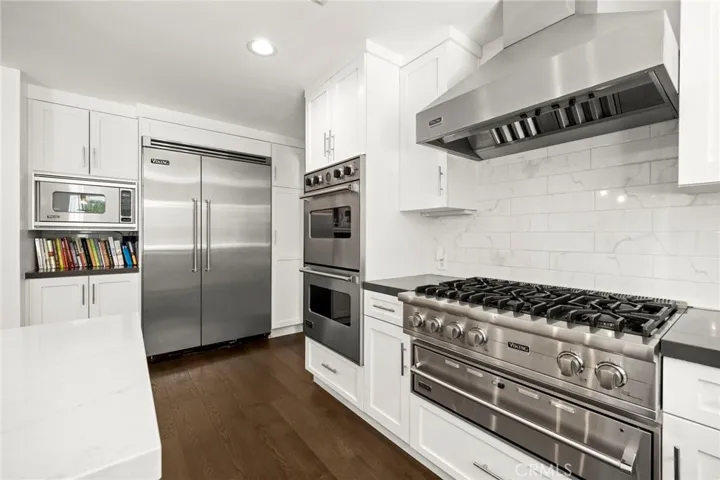 17650 Royce Drive W, Encino, California 91316