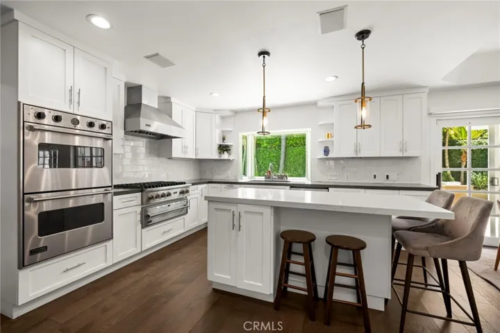 17650 Royce Drive W, Encino, California 91316