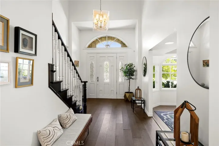 17650 Royce Drive W, Encino, California 91316