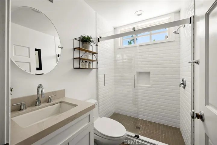 17650 Royce Drive W, Encino, California 91316