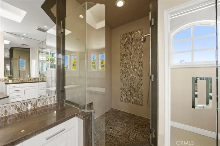 17650 Royce Drive W, Encino, California 91316