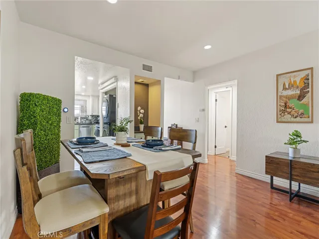 2001 E 21st St 327, Signal Hill, California 90755