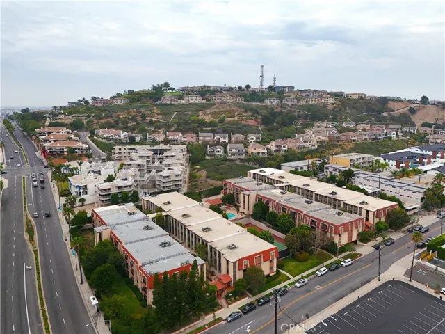 2001 E 21st St 327, Signal Hill, California 90755