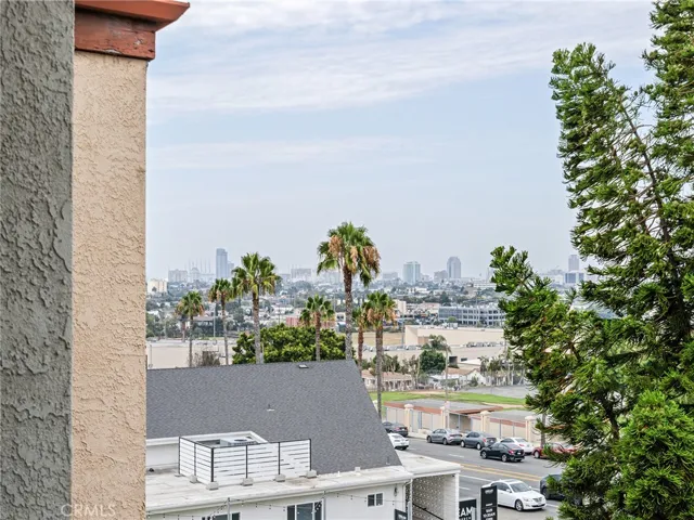 2001 E 21st St 327, Signal Hill, California 90755