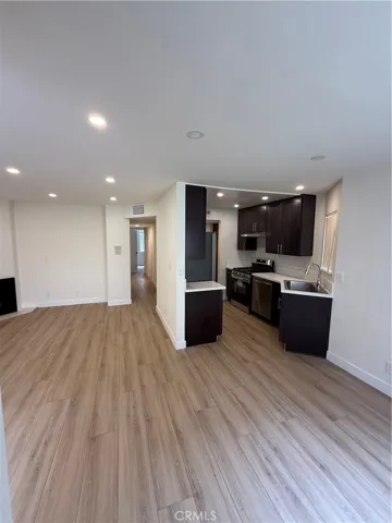 1207 N Columbus Avenue 102, Glendale, California 91202
