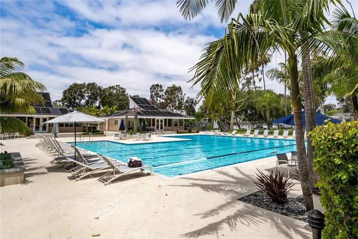 19751 Oceanaire Circle, Huntington Beach, California 92648